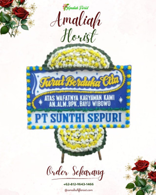 Papan Bunga Duka di Teluk Ambon